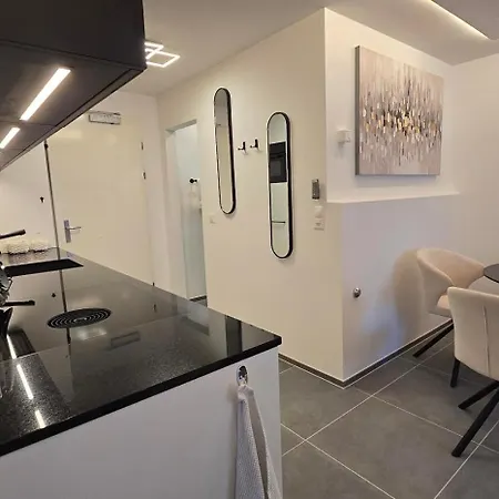 Апартаменти Zermo Eden